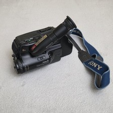 Sony CCD-TR4 Video8 Handycam Camcorder 6x Zoom Battery For Parts/Repair Japan