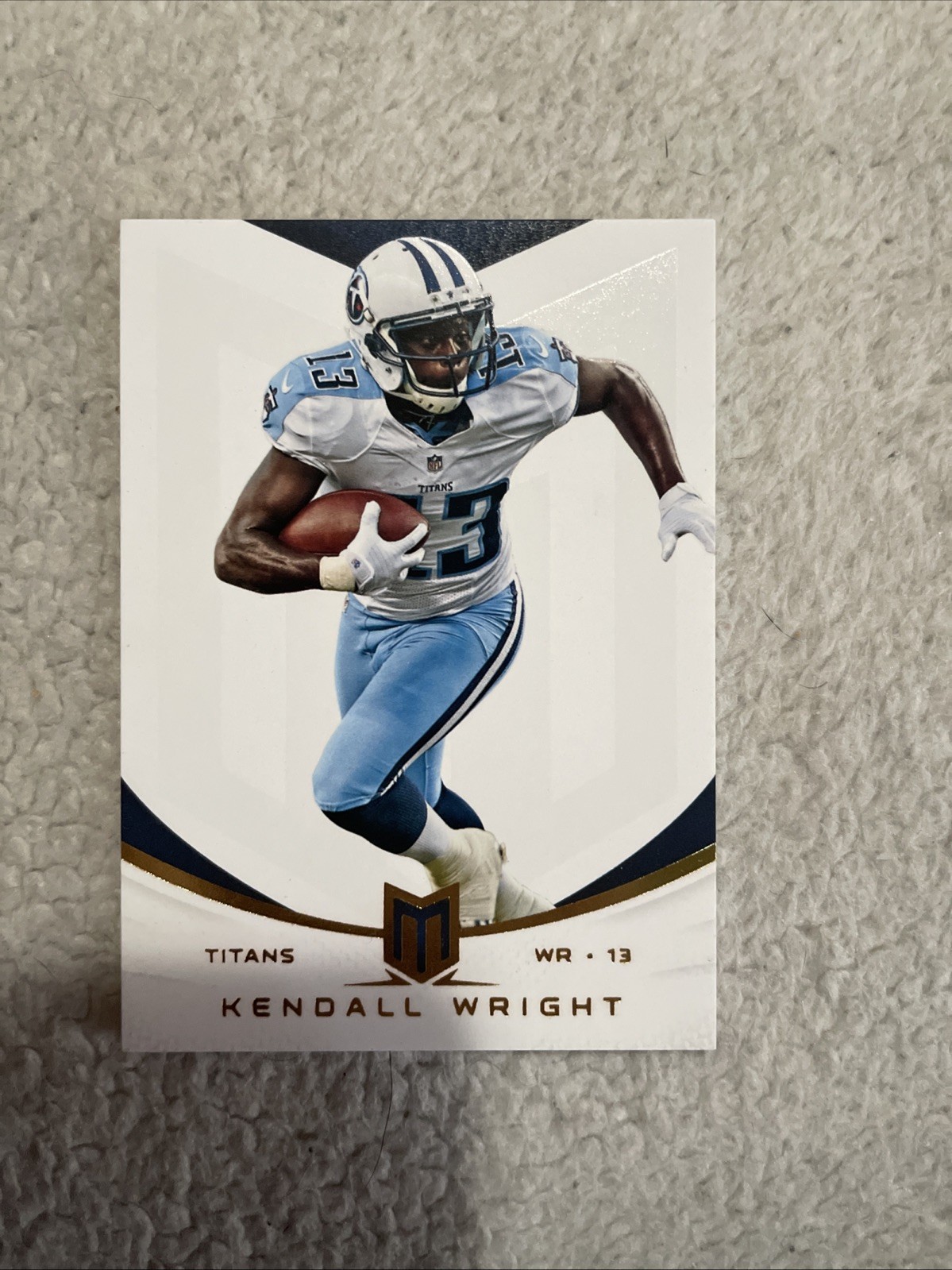 Kendall Wright 70/99 Gold Titans NFL Momentum Football 