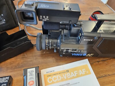 SONY CCD-V8AF Video8 8mm Video Camera Camcorder/8mm Player With