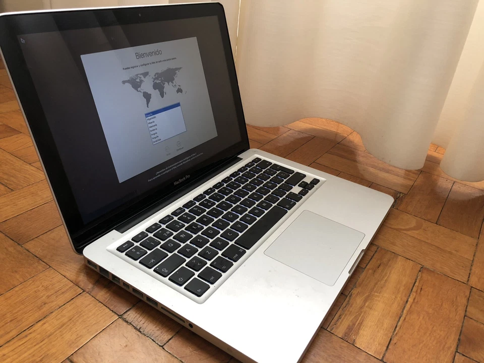 Apple MacBook Pro 13" 2011 · i5 · 4GB · 320GB, foto 3 de 5