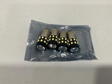 Parking Light Bulbs 4 Pcs Used