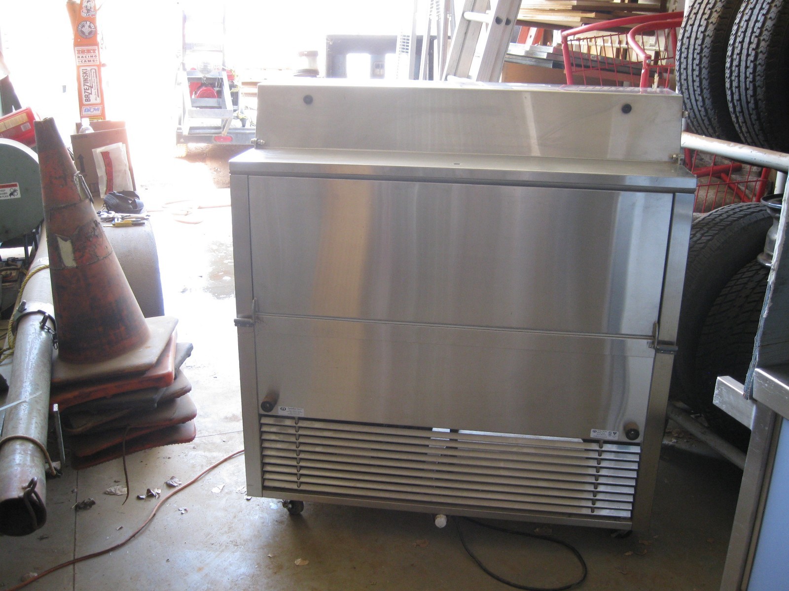 Speedee Serv MC492 Portable Refrigerated Milk Cooler on wheels