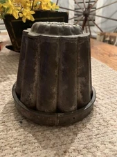 Antique Primitive Tin Pudding/Jello Mold Nice!