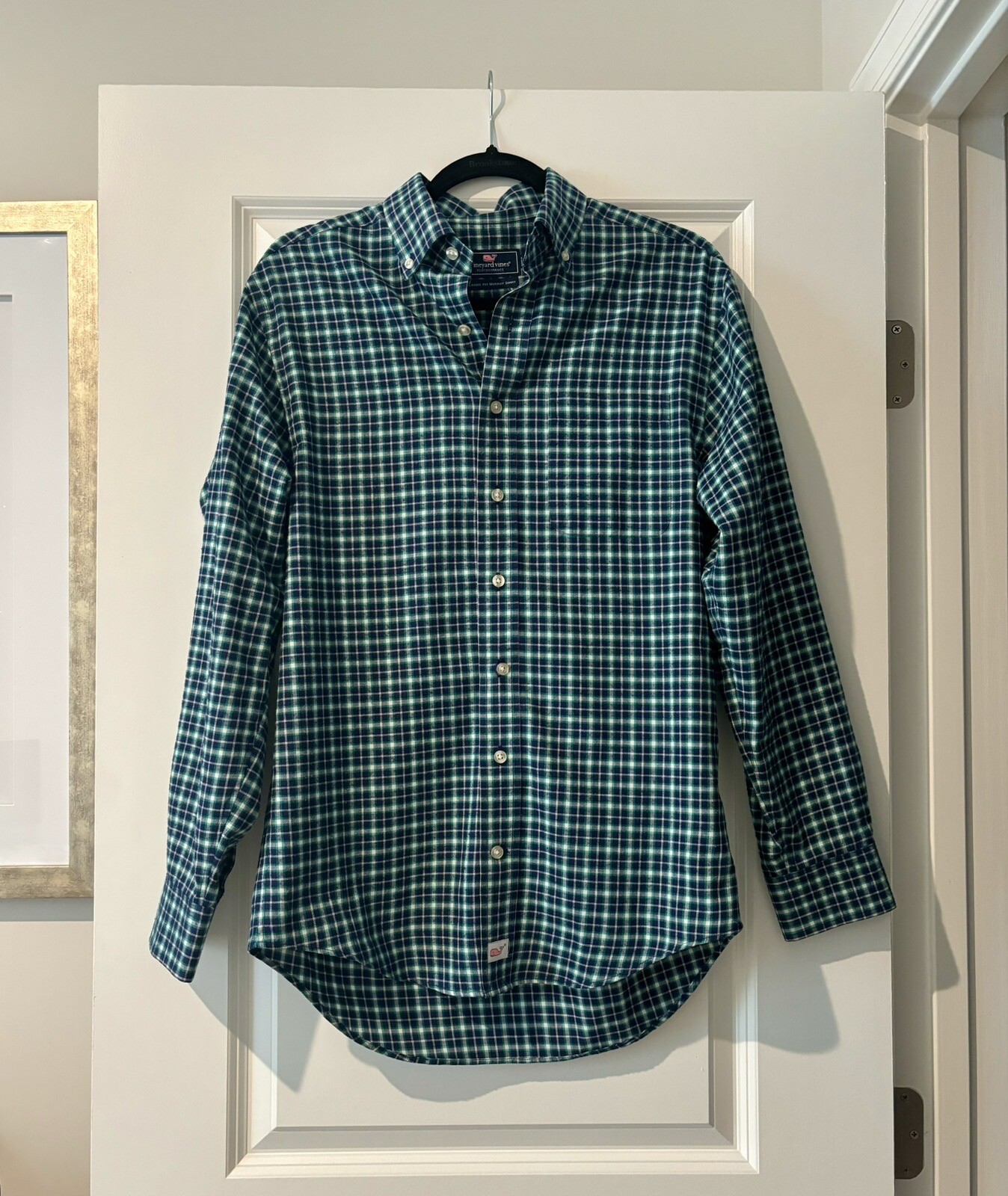 Vineyard Vines Button Down Small - image 1