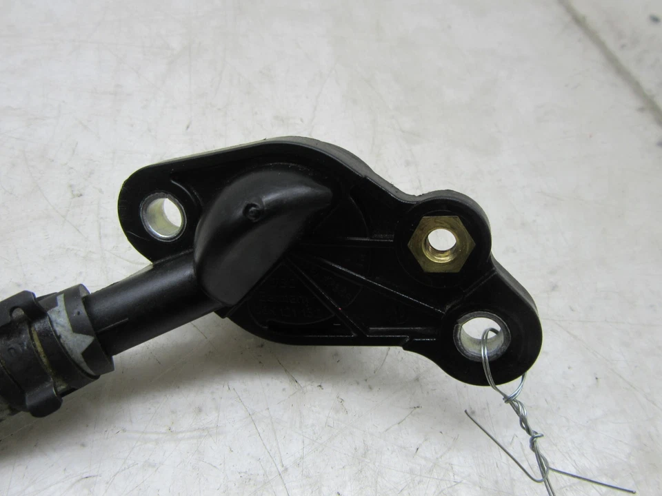 Volkswagen Golf 2015-2018 OEM 1,8 L motor refrigerante tubo manguera 06K121132 Foto 3 de 4