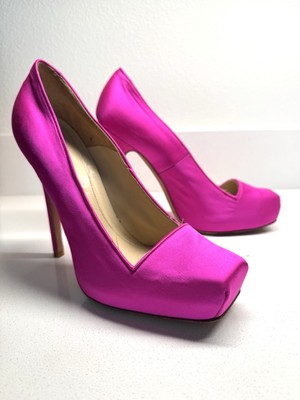Alexander McQueen Magenta Satin Square Toe Platform Pumps Size 38.5