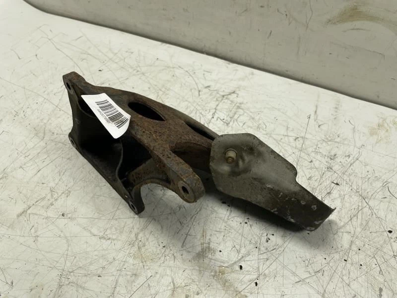 Land Rover Range Rover 2004 soporte de soporte de montaje de motor izquierdo OEM+ Foto 3 de 4