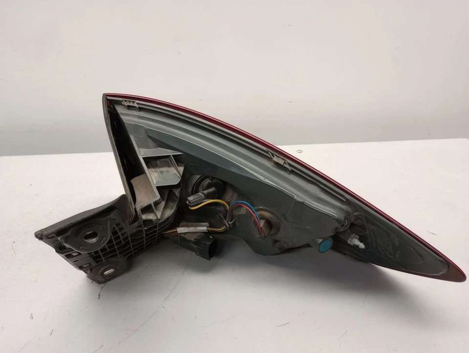 Ford Mondeo V BA7 orig Rückleuchte links aussen LED vor Facelift Bj 2015 - Bild 2 von 4