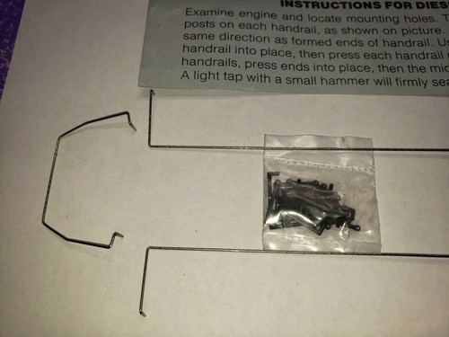TYCO Mantua Ho Alco Century 430 Metal Handrail Kit Stanchions RAILINGS 235 & 244 - Picture 2 of 8