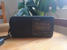 Sony Portable AM/FM Radio ICF-490L Compact Battery Operated Black