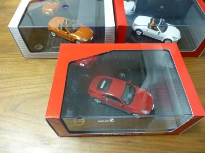 Takara Tomy Nissan Dealer Exclusive Minicar 1/43 Fairlady Z (3 Typen)