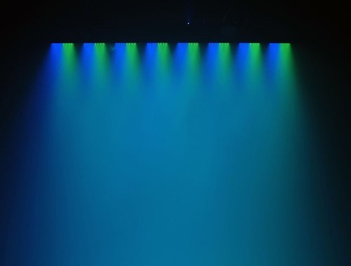 6) Chauvet COLORSTRIP 4 Ch. DMX Multi-Color DJ Light Bar/Color Strips+Carry Case - Picture 7 of 11