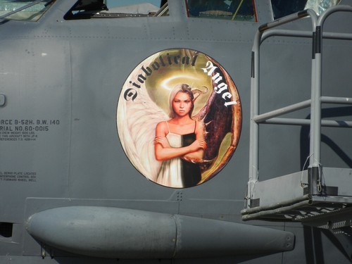 IN SPINTA CI FIDIAMO PATCH SR-71 HABU NASA US AIR FORCE PIN UP PRATT & WHITNEY CIA - Foto 20 di 24