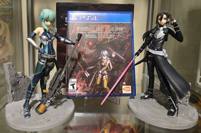 Sword Art Online Fatal Bullet PS4 Playstation 4 + Bonus Kirito, Sinon Figure Set