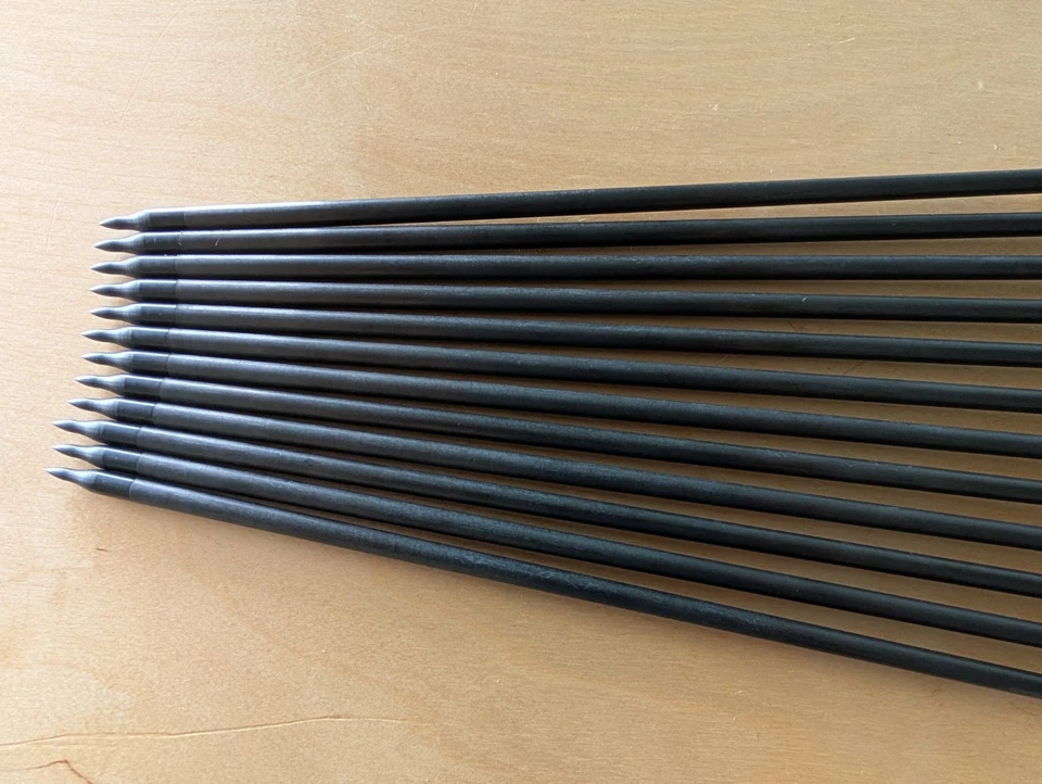 Flechas Nock On Custom Four Fletch Easton Axis 340 Spline Pro Series. Foto 3 de 4