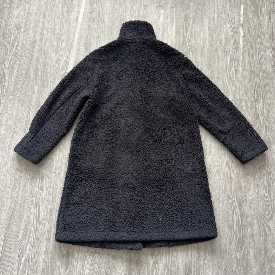 Abrigo Uniqlo Fuzzy Suave Negro Oso de Peluche Cápsula Academia Oscuro Unisex XL Foto 2 de 4