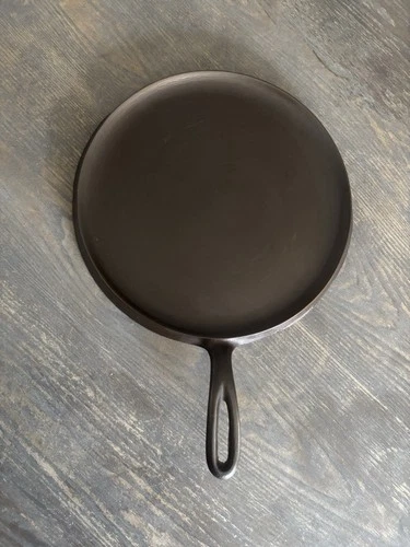 Wagner Ware Sidney Ohio 1109D Cast Iron Griddle, Original, 10" Restored