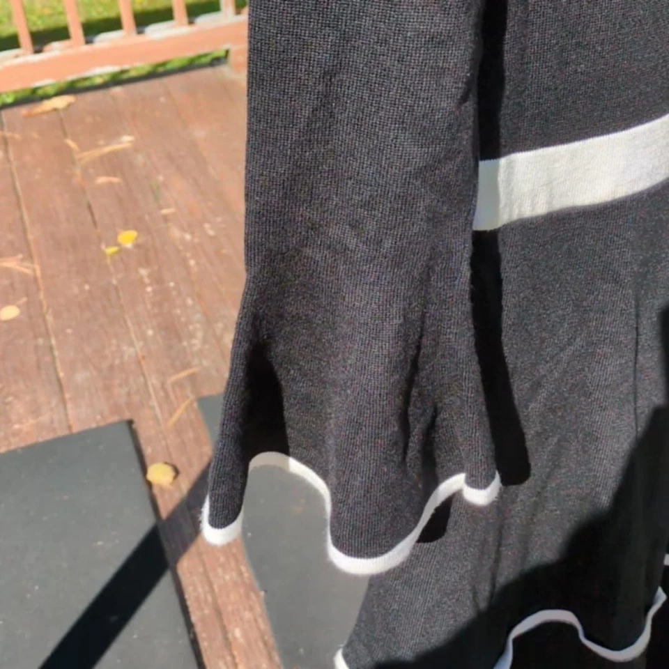 Liz Claiborne Sweater Dress Sz Med Black White Trim Classic Chic Layered Ruffle - Image 4 of 4