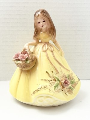 Josef Originals  Rose Garden  Series Yellow Dress Basket Full Of Pink Roses