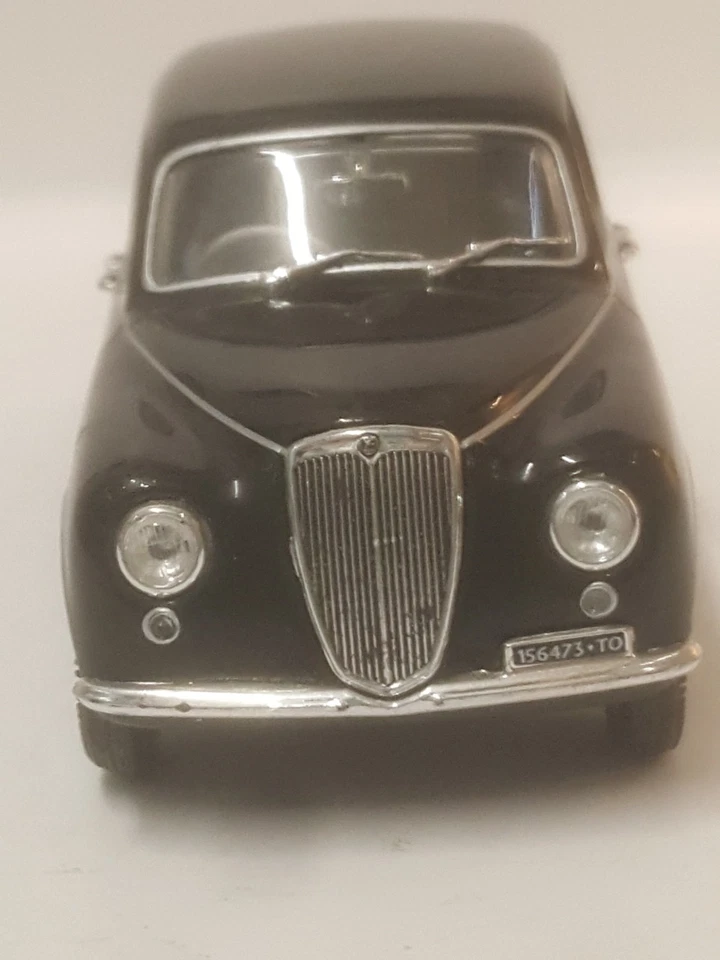 1/43 LANCIA Appia serie 1^ - Norev - Immagine 2 di 4