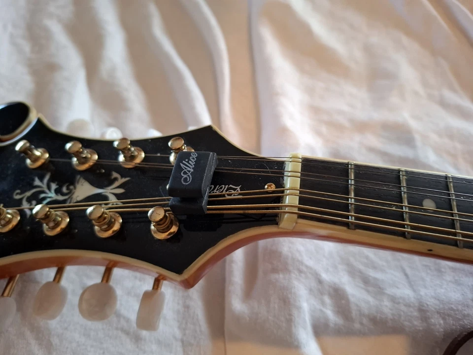 Vintage BARNES & MULLINS Piercy Mandolin, VGC, Ready To Be Used - Image 4 of 4