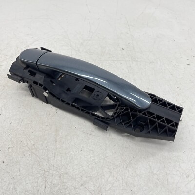 SKODA RAPID DOOR HANDLE QUARTZ GREY LF7Y/F6 OSR RH DRIVER REAR RIGHT 12-17