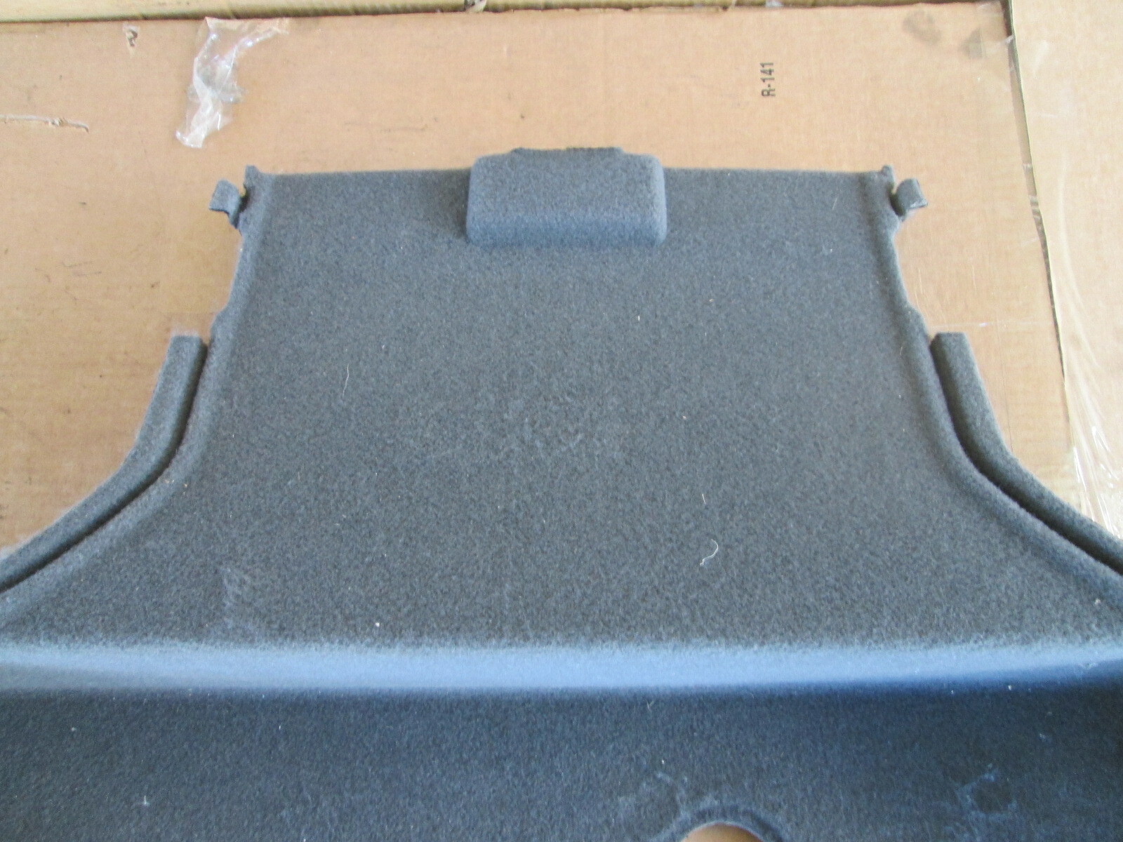 Ferrari California - Rear Trunk Tank Carpet # 82850700