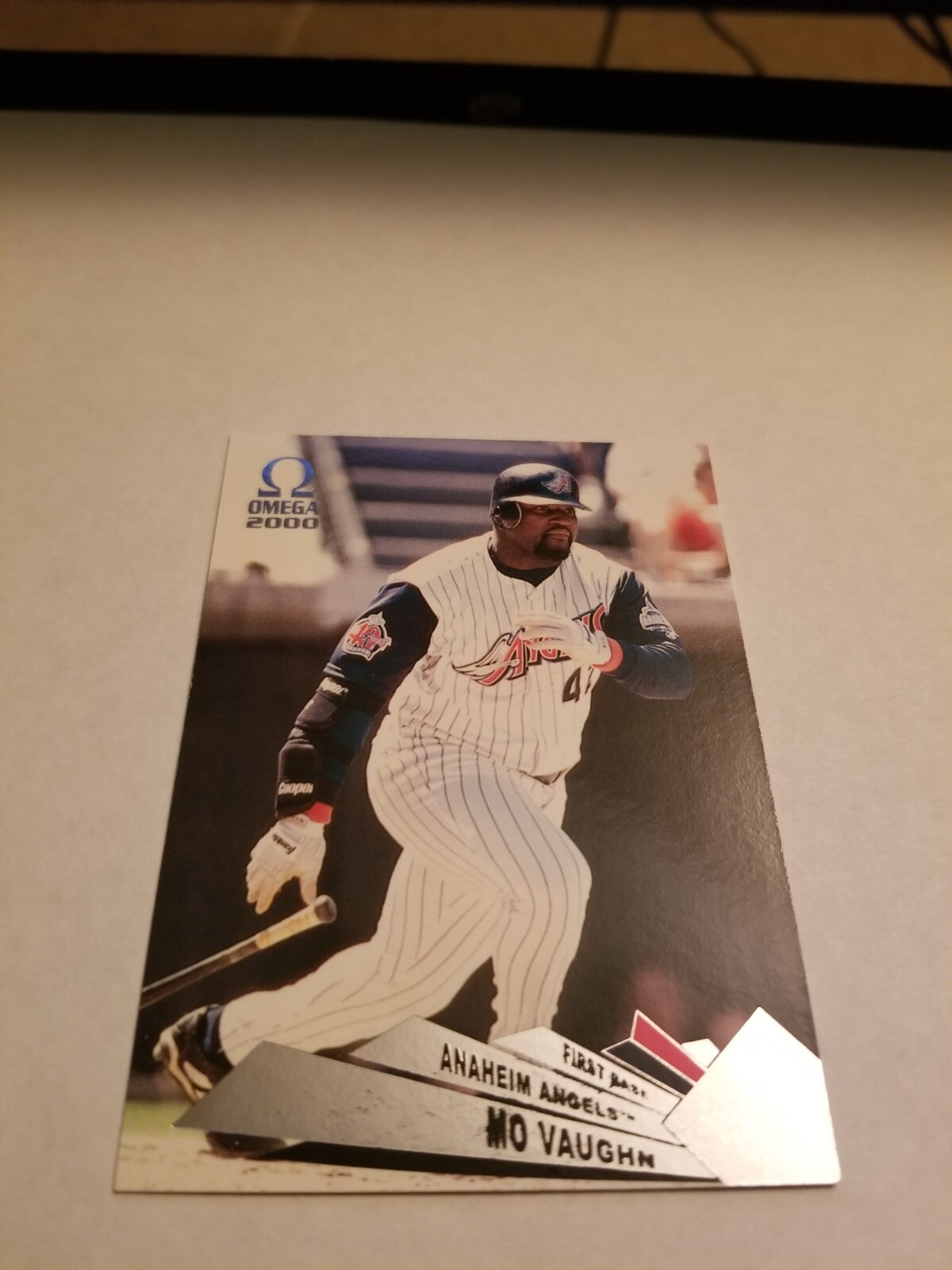 VINTAGE 2000 Pacific Omega Anaheim Angels #5 Mo Vaughn /w Free Sleeve