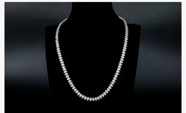 Collar para mujer tenis de diamantes talla marquesa de 18 quilates enchapado en oro blanco de 14 quilates .925 Foto 2 de 4