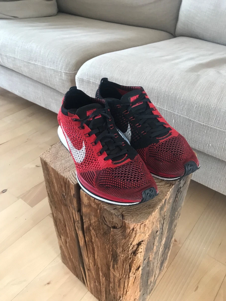 nike flyknit racer 8,5 mens size and womans size red |