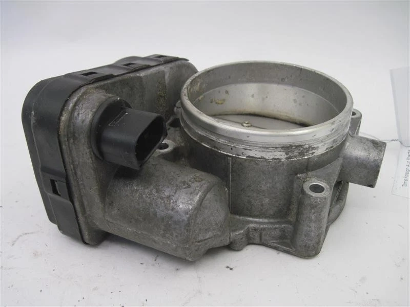 Used Fuel Injection Throttle Body fits: 1999 Bmw 540I 4.4 Grade A Foto 3 de 4