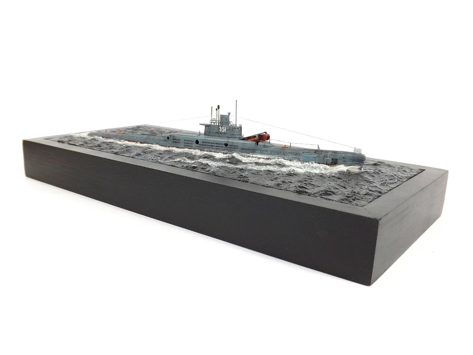 Chinese PLA Navy Type 033G WUHAN Class 1/350 Ocean diorama Built and paintig - Bild 2 von 4