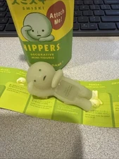 SMISKI LOOKING OUT HIPPER, GLOW IN THE DARK FIGURE, OPENED AND NEVER USED