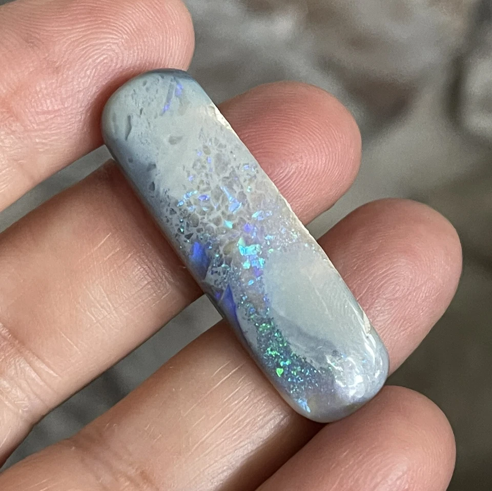 20.9ct 38.5x11.5x6.3mm Huge Solid Australian Mintabee Black Opal Cabochon Gem - Image 4 of 4