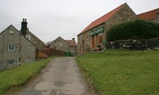 Foto 6x4 Danby Bäckerei und Teeladen Ainthorpe Hmmm ... lecker. c2007