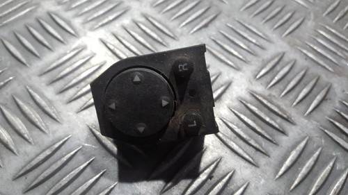 Audi 80 1994 Wing mirror control switch (Exterior Mirror Switch) 8 #314511-25