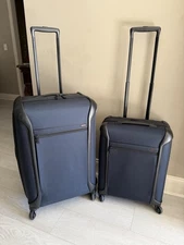Tumi Lot Of 2 Bags 4.3 Continental Lightweight 4 Wheeled 28303521 & Short Trip