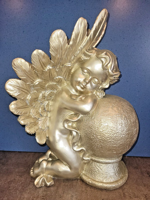Goldener Engel Schlafende Putte Skulptur Elegante Cherub Figur Vintage H: 33cm
