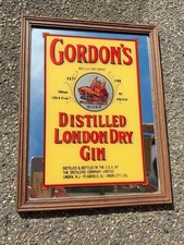 Gordon&rsquo;s Gin Werbespiegel 1970er &ndash; 33 &times; 26 cm