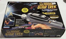 Star Trek Classic Starfleet Phaser 1994 Playmates 6118 Collectors Series NIB