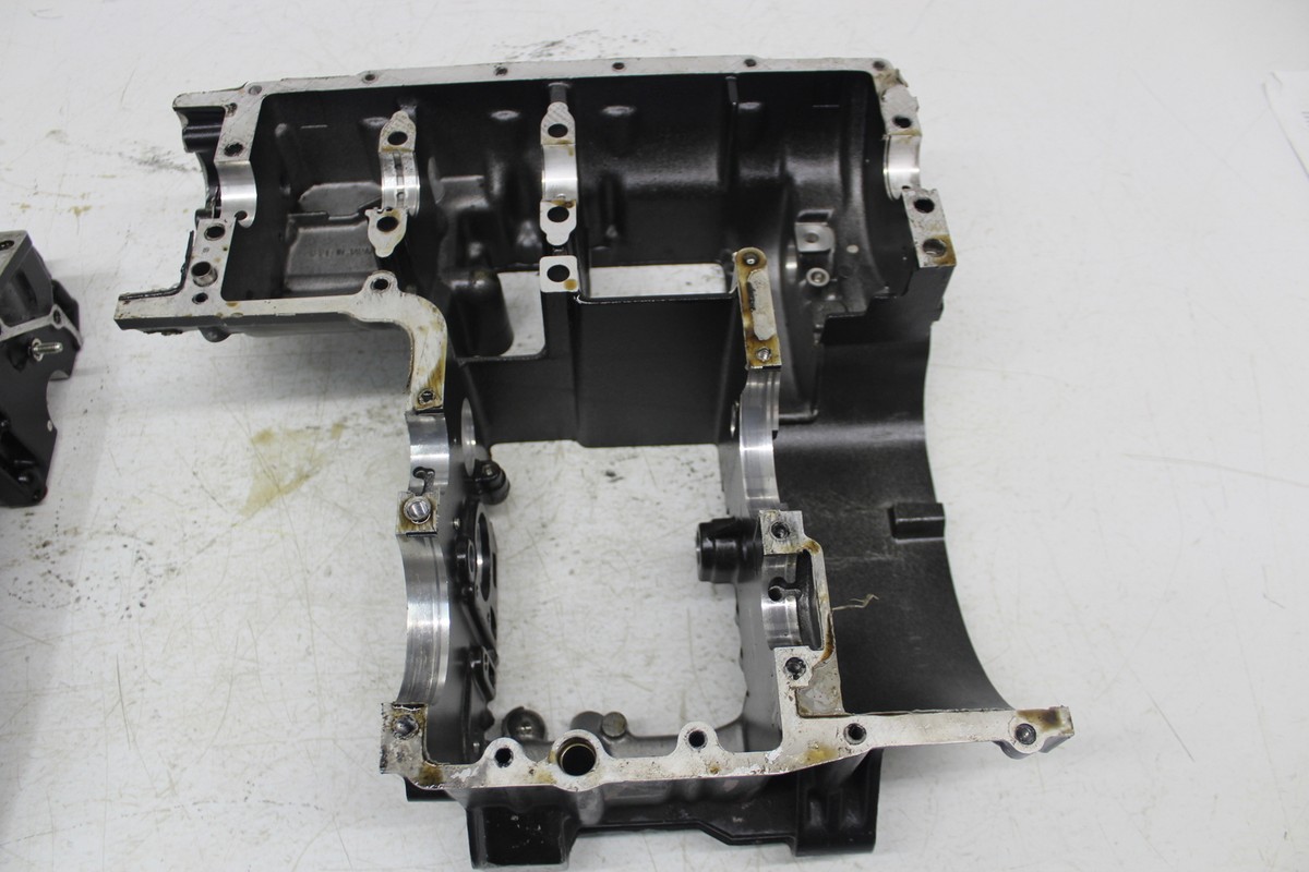 93-01 KAWASAKI NINJA ZX11 ENGINE MOTOR CRANKCASE CRANK CASES BLOCK