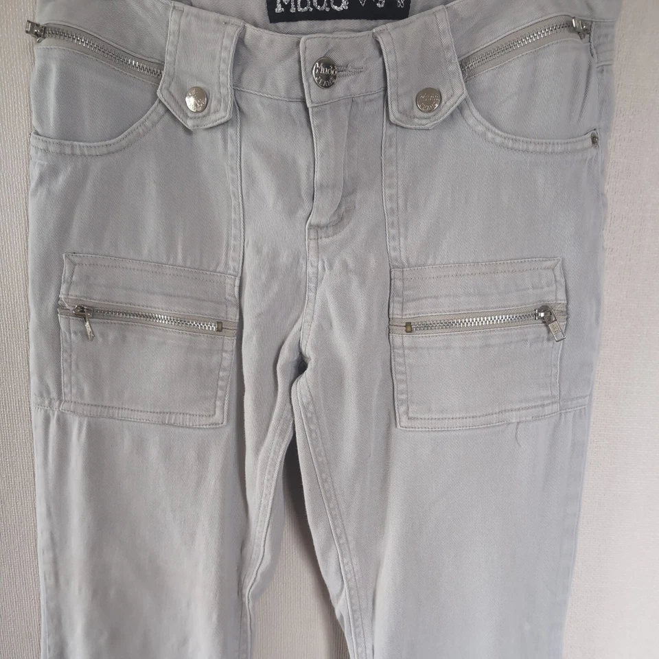 Pantalones de mezclilla vintage Y2K Mudd talla 9 tostados tiro bajo acampanados años 90 grunge patinador 28 x 31 Foto 2 de 4