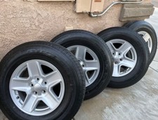 Factory Jeep Gladiator  4 Wheels and Tires