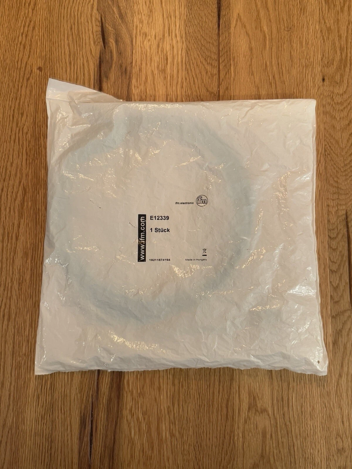 IFM Electronic E12339 Connection Cable with Socket - Brand New 2