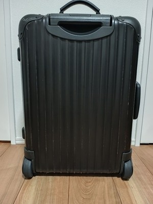 rimowa Lufthansa 32 topas ステルス ケース 小傷のみ rimowa Lufthansa 32 topas ステルス ケース 小傷のみ rimowa