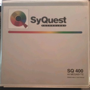 Syquest 44MB SQ400 5.25” Removable Hard Drive Disk Cartridge Used w/ Case