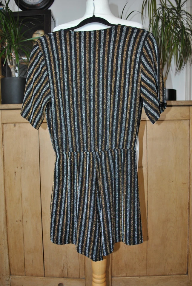 Mono Jersey Brillante Pull&Bear Negro, Plateado y Dorado Talla S Foto 2 de 4