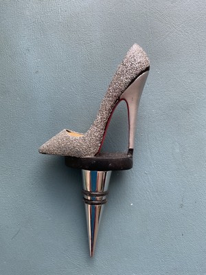 decorative wine bottle stoppers set of 2 glittery