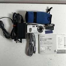Sony Cyber-Shot Dsc-P2 White 6X Compact Digital Camera w/ Accessories