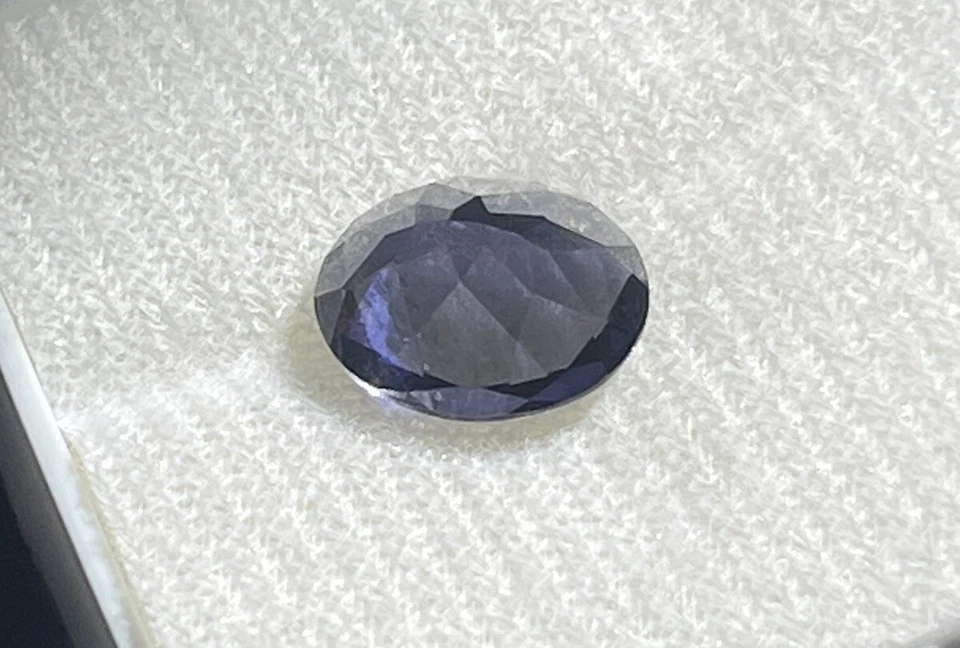 Piedras preciosas sueltas facetadas ovaladas ovaladas azul iolita natural corte fino AAA + Foto 4 de 4